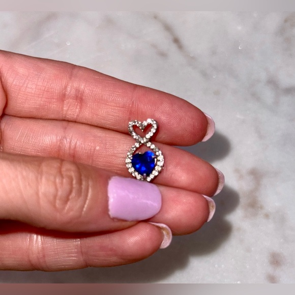 Blue sapphire w/ diamonds heart shaped necklace pendant (chain not included) - Picture 1 of 5